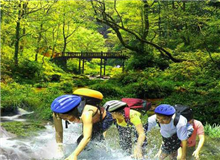 象鼻山、漓江、阳朔、冠岩古东瀑布、龙脊梯田休闲5天4晚游